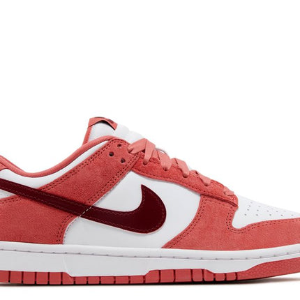 Nike Dunk Low Valentine's Day