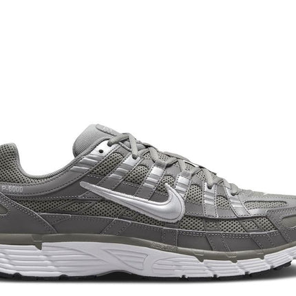 Nike P-6000 Estuco Oscuro