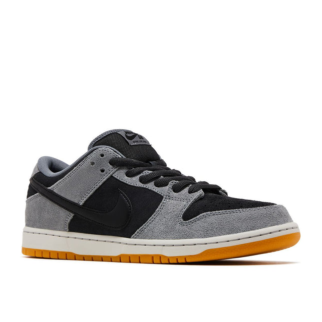 Nike SB Dunk Low Dark Smoke Grey