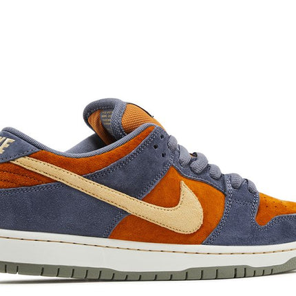 Nike SB Dunk Low Light Carbon Monarch