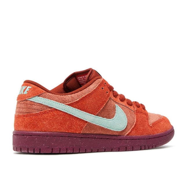 Nike SB Dunk Low Mystic Red Rosewood