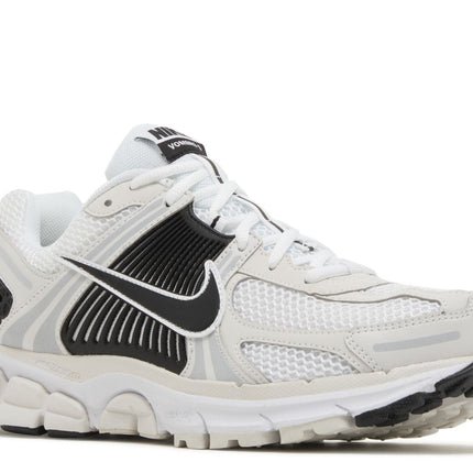 Nike Zoom Vomero 5 White Black