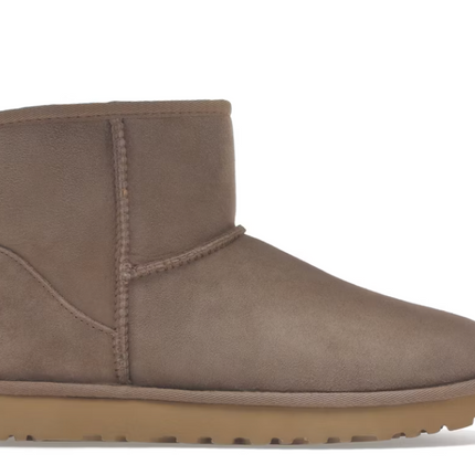 Bota UGG Classic Mini II Caribú