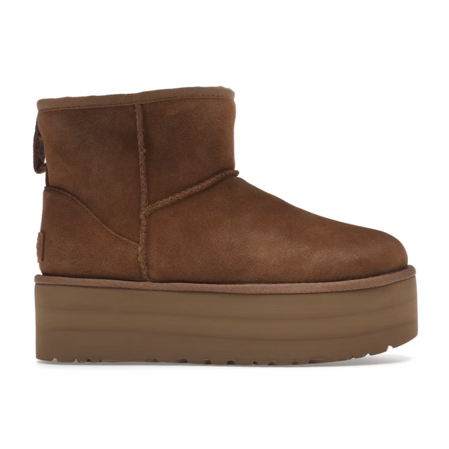 Bota UGG Classic Mini con plataforma Castaño