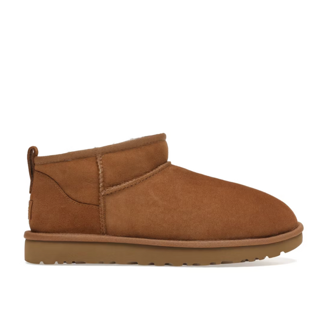 Bota UGG Classic Ultra Mini Castaño