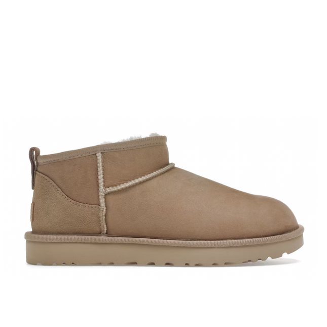 Bota UGG Classic Ultra Mini Arena