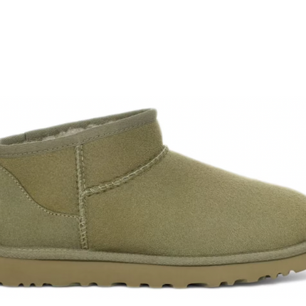 UGG Classic Ultra Mini Bota Sombreada Trébol