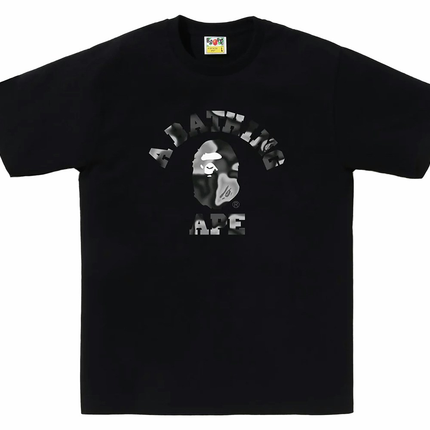 Bape Liquid Camo College Tee Black/Black a648e1e8-e40d-41c7-b3ed-0ea8c3c54516, vue principale