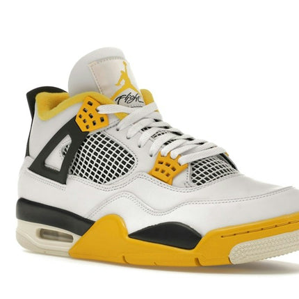 Air Jordan 4 Retro Vivid Sulfur AQ9129-101, trois-quarts avant extérieur