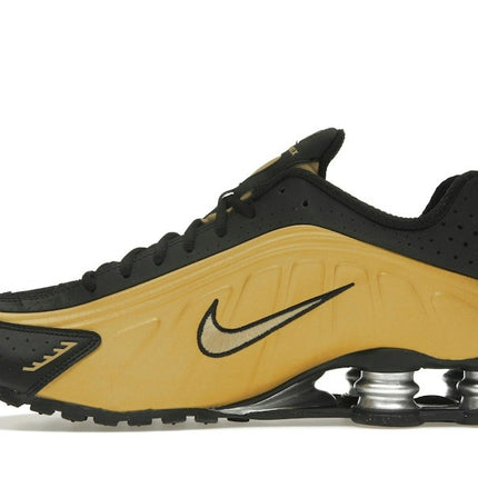 Nike Shox R4 Black Metallic Gold AR3565-005, profil intérieur