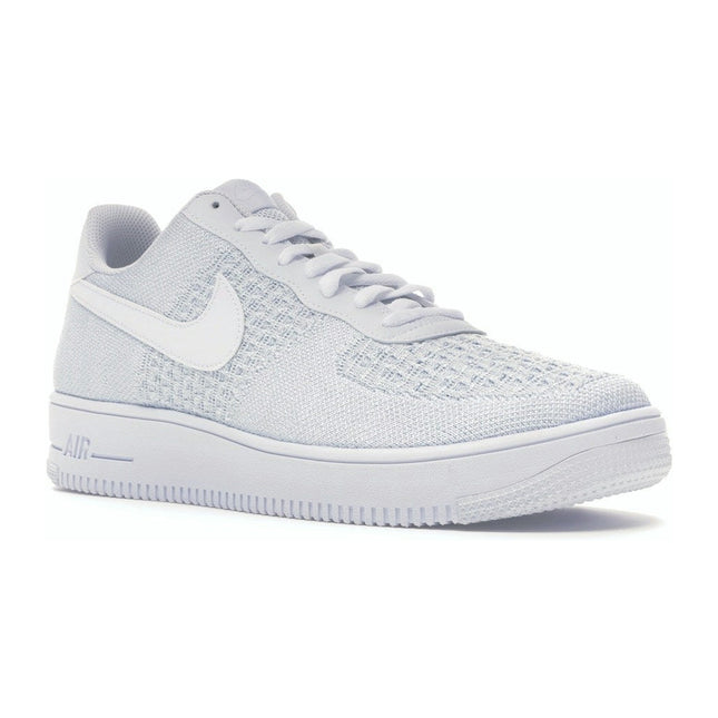 Nike Air Force 1 Flyknit 2 White Pure Platinum AV3042-100, trois-quarts avant extérieur