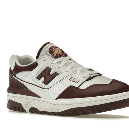 New Balance 550 White Burgundy BB550BZ1, trois-quarts avant extérieur
