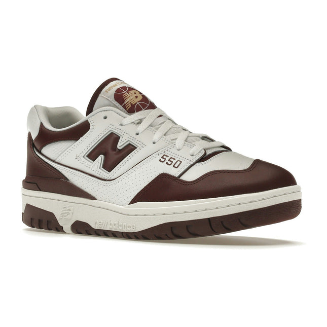 New Balance 550 White Burgundy BB550BZ1, trois-quarts avant extérieur