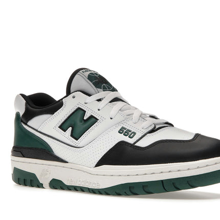 New Balance 550 White Dark Green BB550LE1, trois-quarts avant extérieur