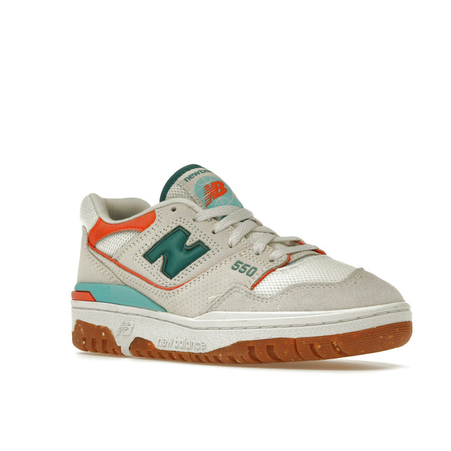 New Balance 550 Sea Salt Verdigris BBW550DA, trois-quarts avant extérieur