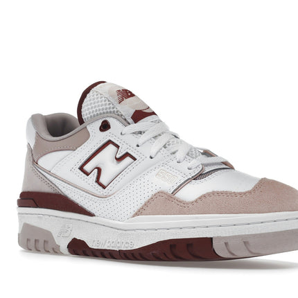 New Balance 550 White Scarlet Pink BBW550ZV, trois-quarts avant extérieur