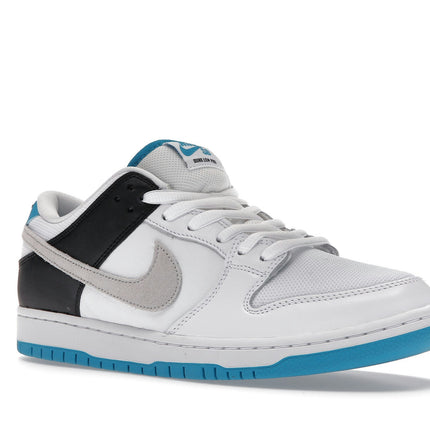 Nike Dunk Low SB Laser Blue BQ6817-101, trois-quarts avant extérieur
