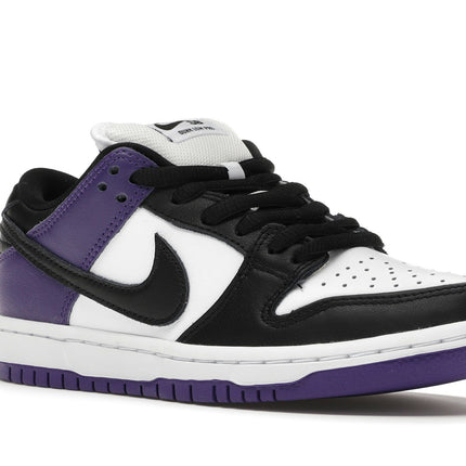 Nike SB Dunk Low Court Purple BQ6817-500, trois-quarts avant extérieur