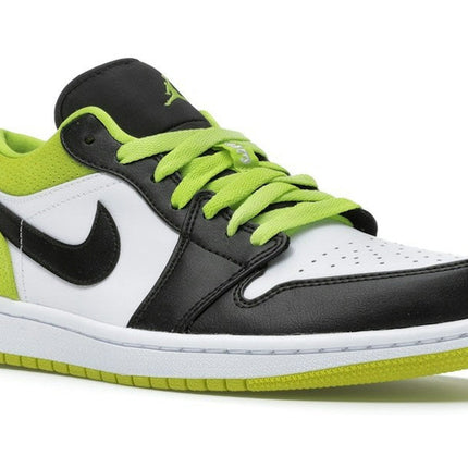 Air Jordan 1 Low Black Cyber CK3022-003, trois-quarts avant extérieur