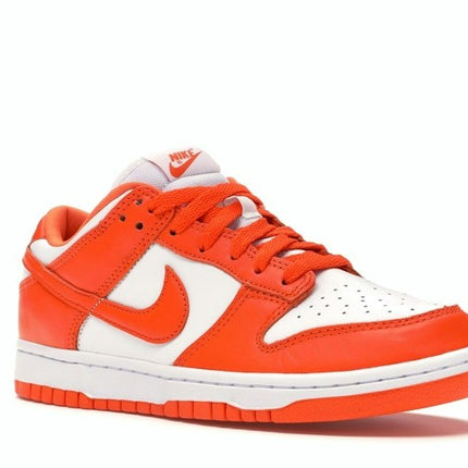 Nike Dunk Low Syracuse CU1726-101, trois-quarts avant extérieur