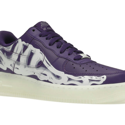 Nike Air Force 1 Low Purple Skeleton CU8067-500, trois-quarts avant extérieur
