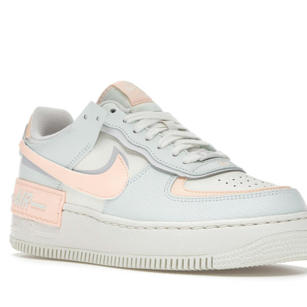Nike Air Force 1 Shadow Barely Green CU8591-104, trois-quarts avant extérieur