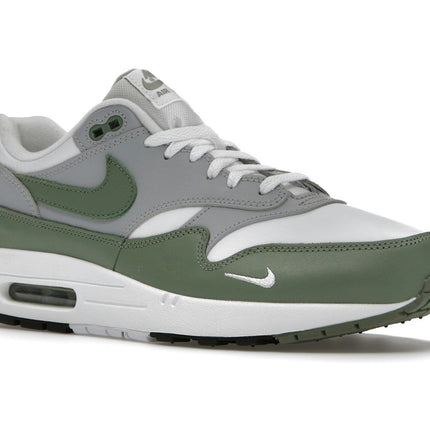 Nike Air Max 1 Spiral Sage DB5074-100, trois-quarts avant extérieur