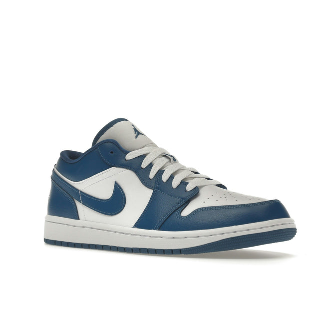 Air Jordan 1 Low Marina Blue DC0774-114, trois-quarts avant extérieur