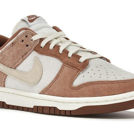 Nike Dunk Low Medium Curry DD1390-100, trois-quarts avant extérieur