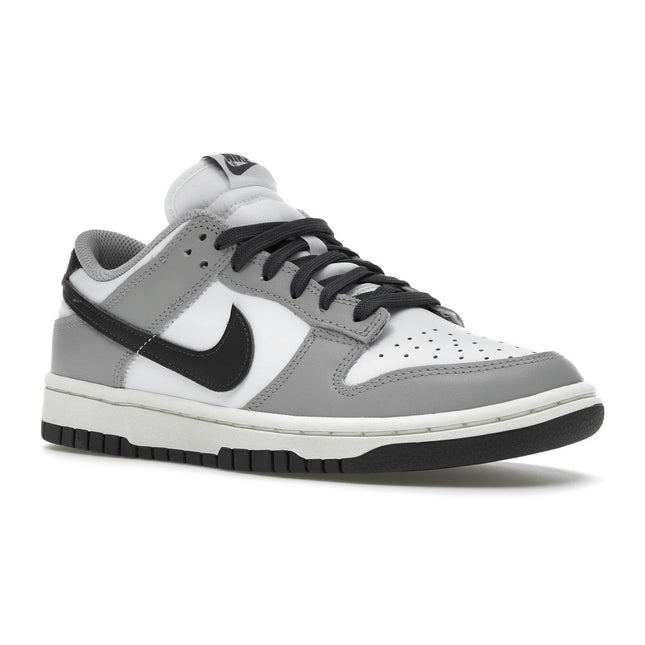 Nike Dunk Low Light Smoke Grey DD1503-117, trois-quarts avant extérieur