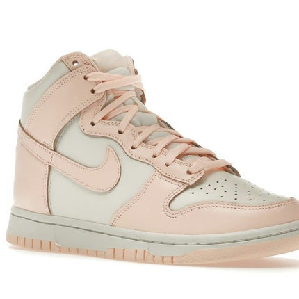 Nike Dunk High Crimson Tint DD1869-104, trois-quarts avant extérieur