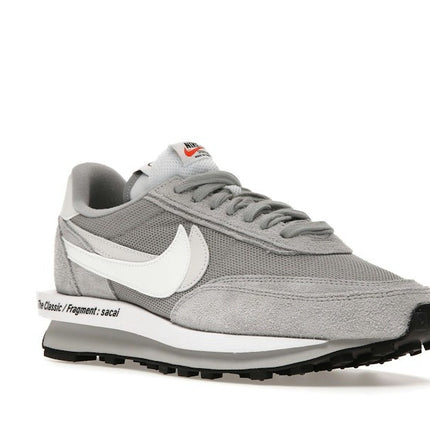 Nike LD Waffle Sacai Fragment Grey DH2684-001, trois-quarts avant extérieur