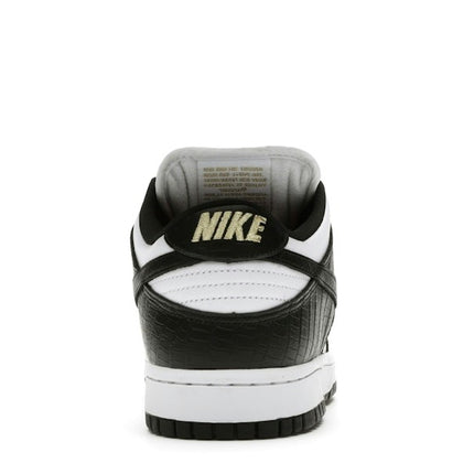 Nike SB Dunk Low Supreme Black DH3228-102, arrière