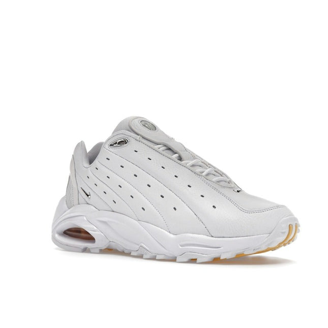 Nike Hot Step Terra NOCTA White DH4692-100, trois-quarts avant extérieur