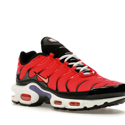 Nike Air Max Plus Siren Red DJ5138-600, trois-quarts avant extérieur