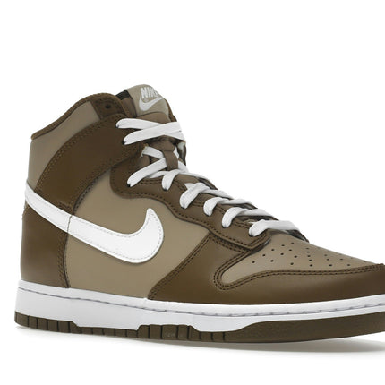Nike Dunk High Mocha DJ6189-201, trois-quarts avant extérieur