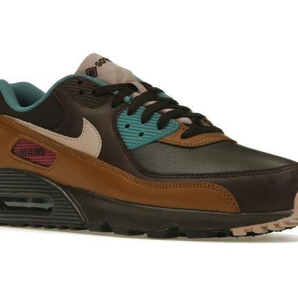 Nike Air Max 90 Gore-Tex Velvet Brown DJ9779-200, trois-quarts avant extérieur
