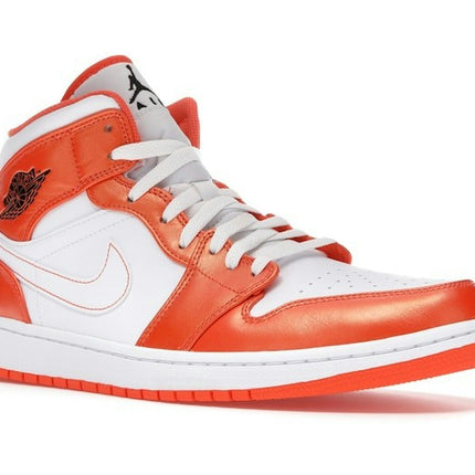 Air Jordan 1 Mid Metallic Orange DM3531-800, trois-quarts avant extérieur
