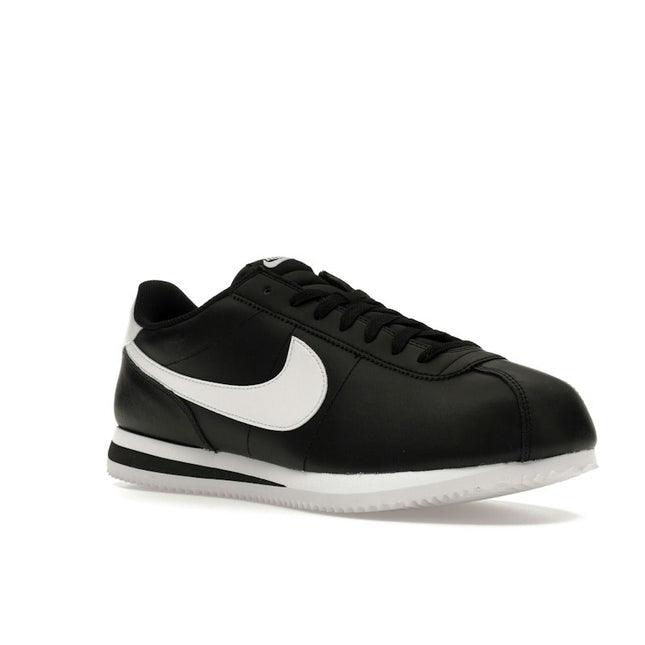 Nike Cortez Black White DM4044-001, trois-quarts avant extérieur