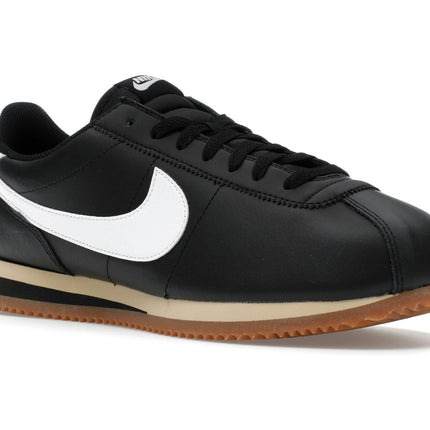 Nike Cortez Black Sesame DM4044-002, trois-quarts avant extérieur