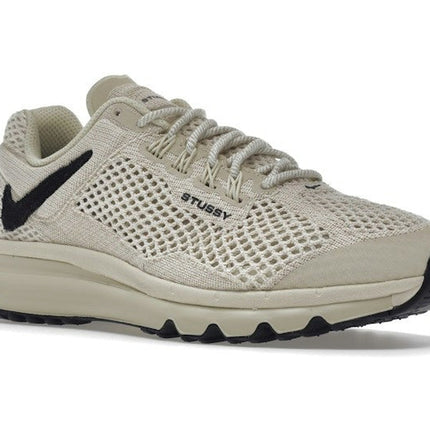 Nike Air Max 2013 Stussy Fossil DM6447-200, trois-quarts avant extérieur