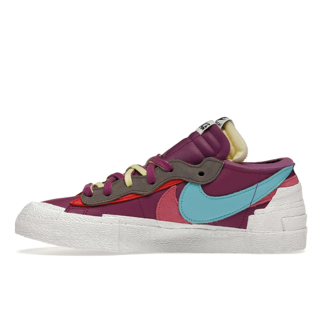 Nike Blazer Low Sacai Kaws Purple Dusk DM7901-500, profil intérieur
