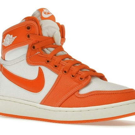 Air Jordan 1 AJKO Syracuse DO5047-801, trois-quarts avant extérieur