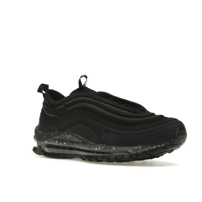 Nike Air Max 97 Terrascape Triple Black DQ3976-001, trois-quarts avant extérieur
