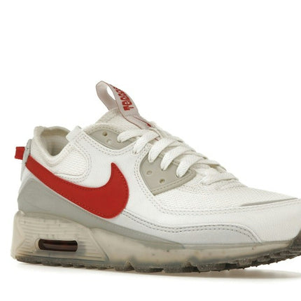 Nike Air Max Terrascape 90 Summit White Red Clay DQ3987-100, trois-quarts avant extérieur