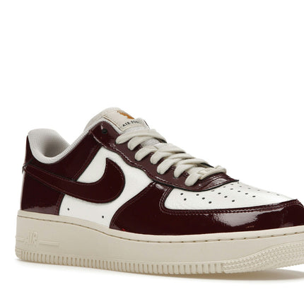 Nike Air Force 1 Low Roman Empire DQ8583-100, trois-quarts avant extérieur