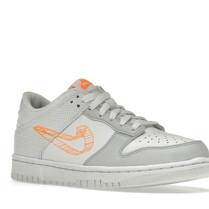 Nike Dunk Low 3D Swoosh White Grey DR0171-100, trois-quarts avant extérieur