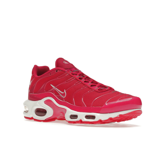 Nike Air Max Plus Hot Pink White DR9886-600, trois-quarts avant extérieur