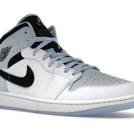 Air Jordan 1 Mid SE Ice Blue DV1308-104, trois-quarts avant extérieur