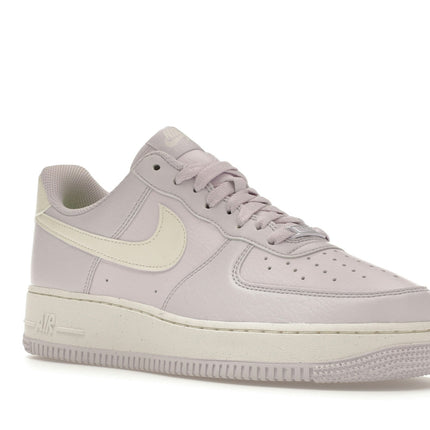 Nike Air Force 1 Low '07 SE Next Nature Barely Grape DV3808-500, trois-quarts avant extérieur